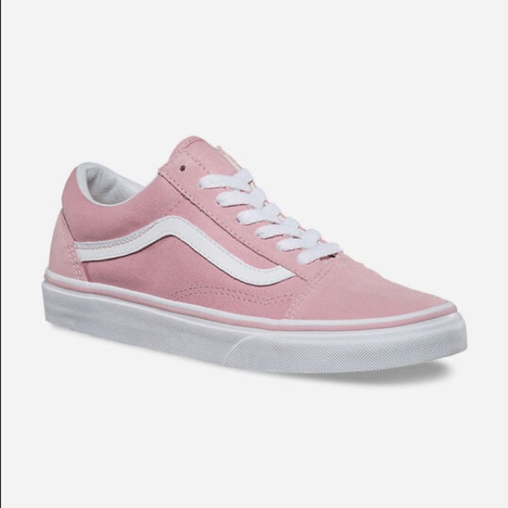 New in box classic Vans